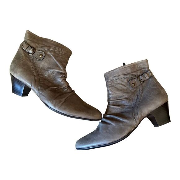 Clarks Gray Leather Limbo Dance Ankle Booties Limbo Dance Size 10 EUC Side Zip - Picture 7 of 8